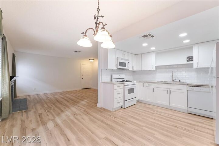 Property Photo:  6633 West Tropicana Avenue 101  NV 89103 