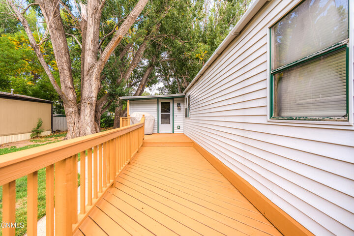 Property Photo:  304 Buckingham Place  ND 58504 