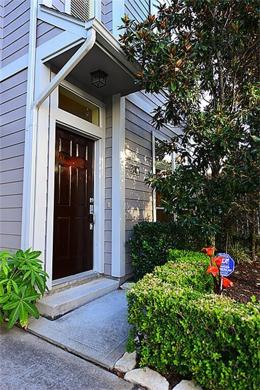 Property Photo:  1534 Sutton Street  TX 77006 