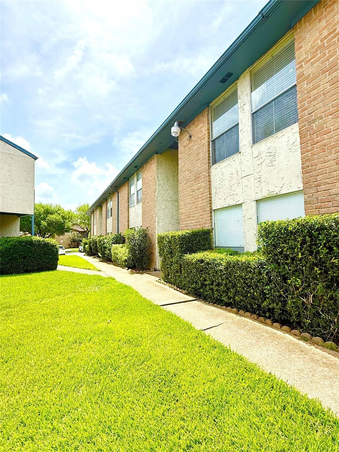 Property Photo:  8360 Jorine Drive 8360  TX 77036 