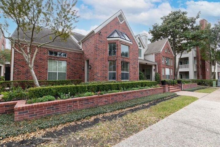 Property Photo:  1330 Old Spanish Trail 5306  TX 77054 