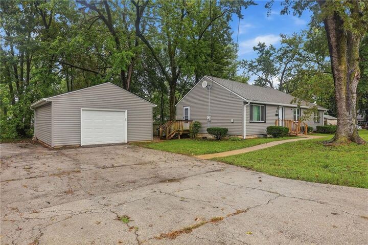Property Photo:  5807 Quivira Road  KS 66216 
