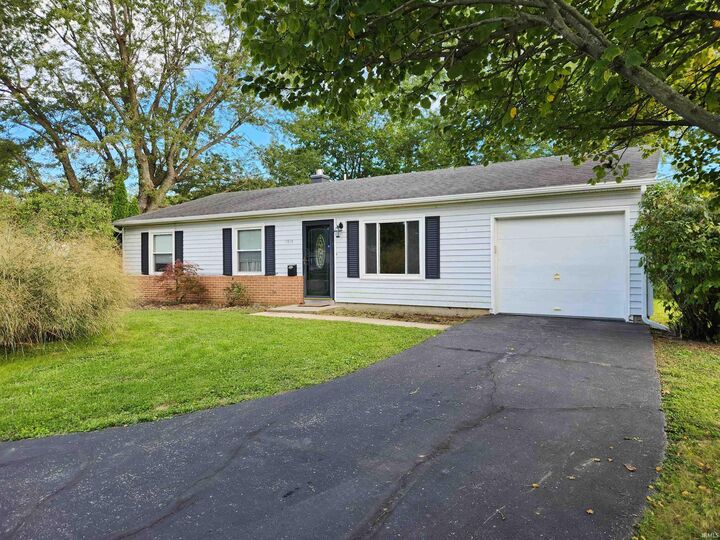 Property Photo:  1915 W Wilno Drive  IN 46952 