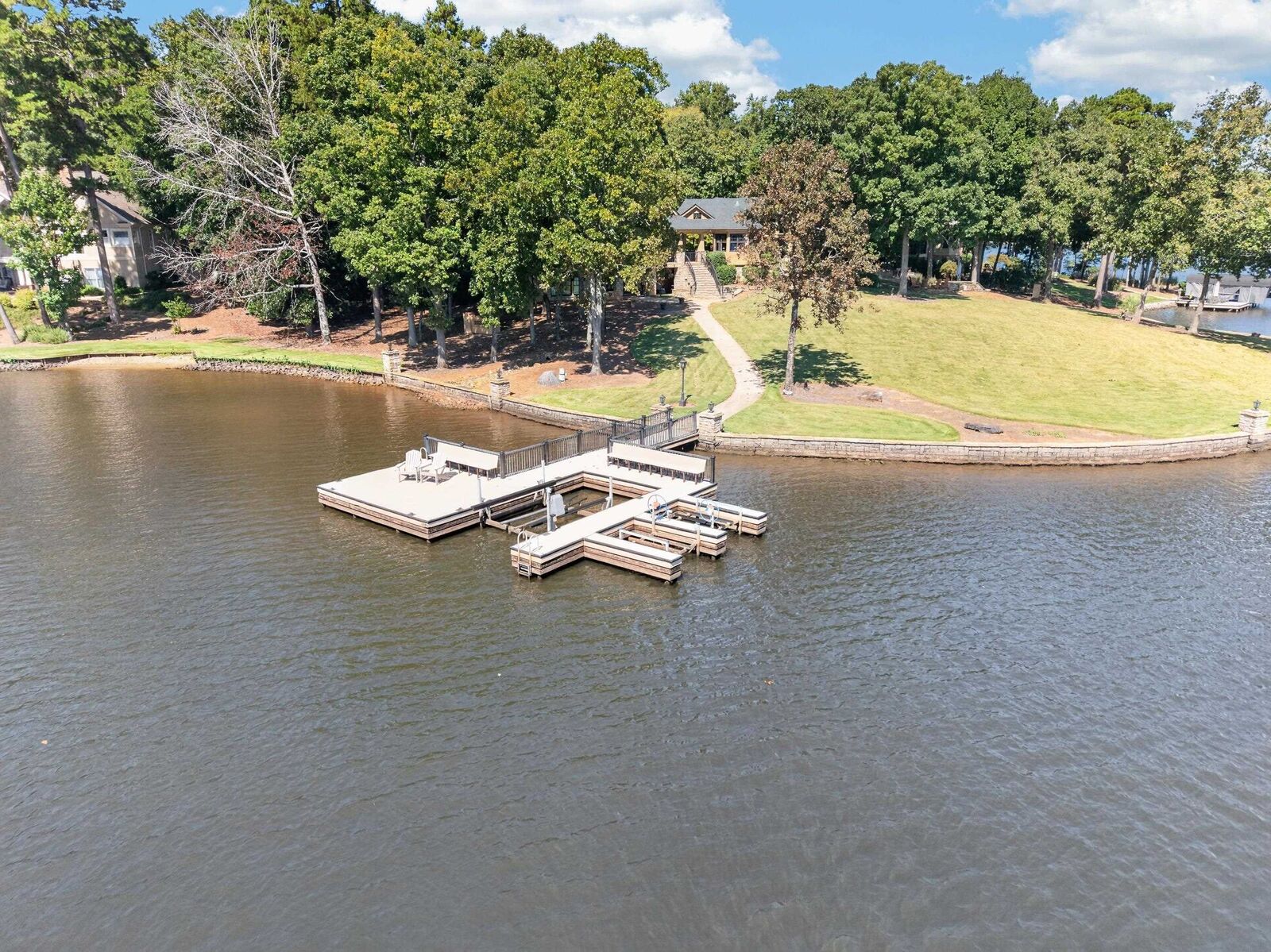 Property Photo: 1541 Bennett Springs Drive GA 30642-9999