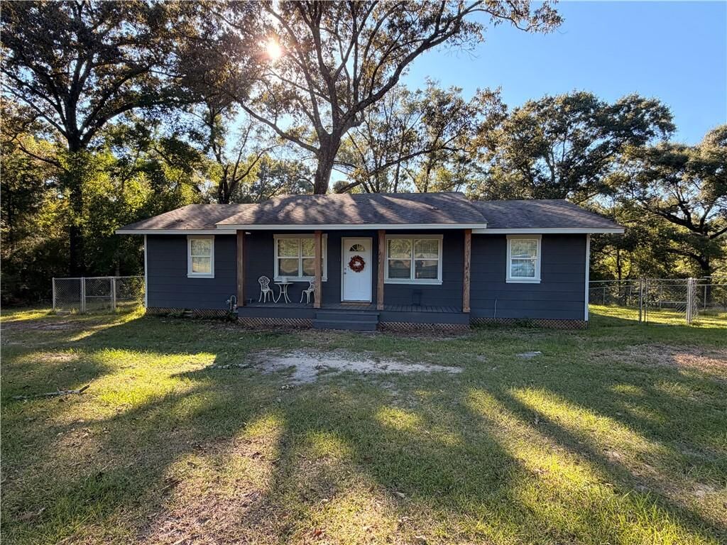 Property Photo:  5037 Newburn Road  AL 36613 