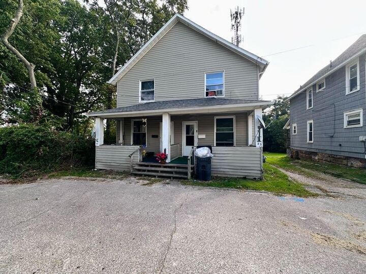 Property Photo: 43 Lind Ave OH 44903