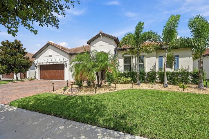 Property Photo:  16909 Clear Cork Drive  FL 33598 