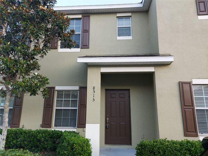 Property Photo:  8515 Brushleaf Way  FL 33647 