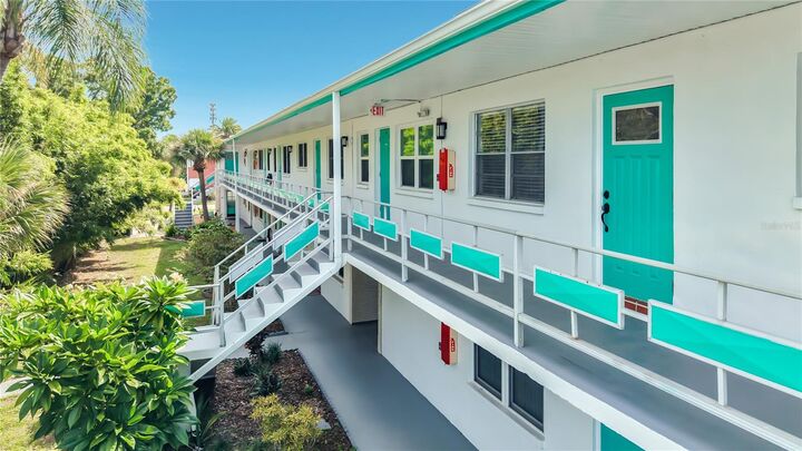 Property Photo:  6100 21st Street N 17  FL 33714 