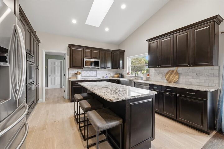 Property Photo:  434 Twisting Pine Circle  FL 32779 