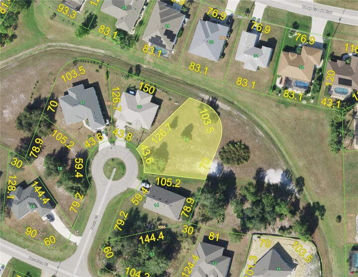 Property Photo: 270 Perute Court FL 33983