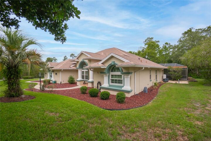 Property Photo:  5 Zinnias Court  FL 34446 