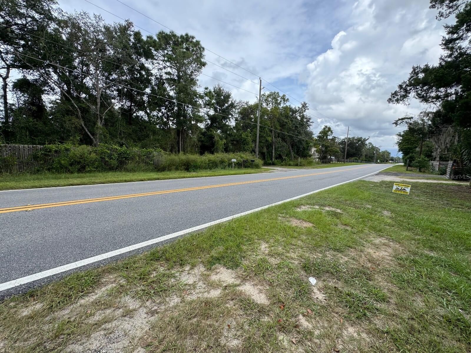 Property Photo:  19150 County Road 450  FL 32784 