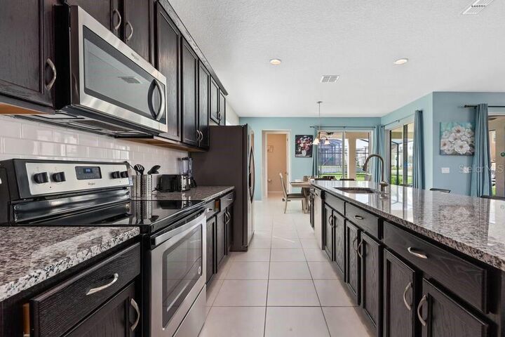 Property Photo: 1848 Sandy Park Trail FL 34747