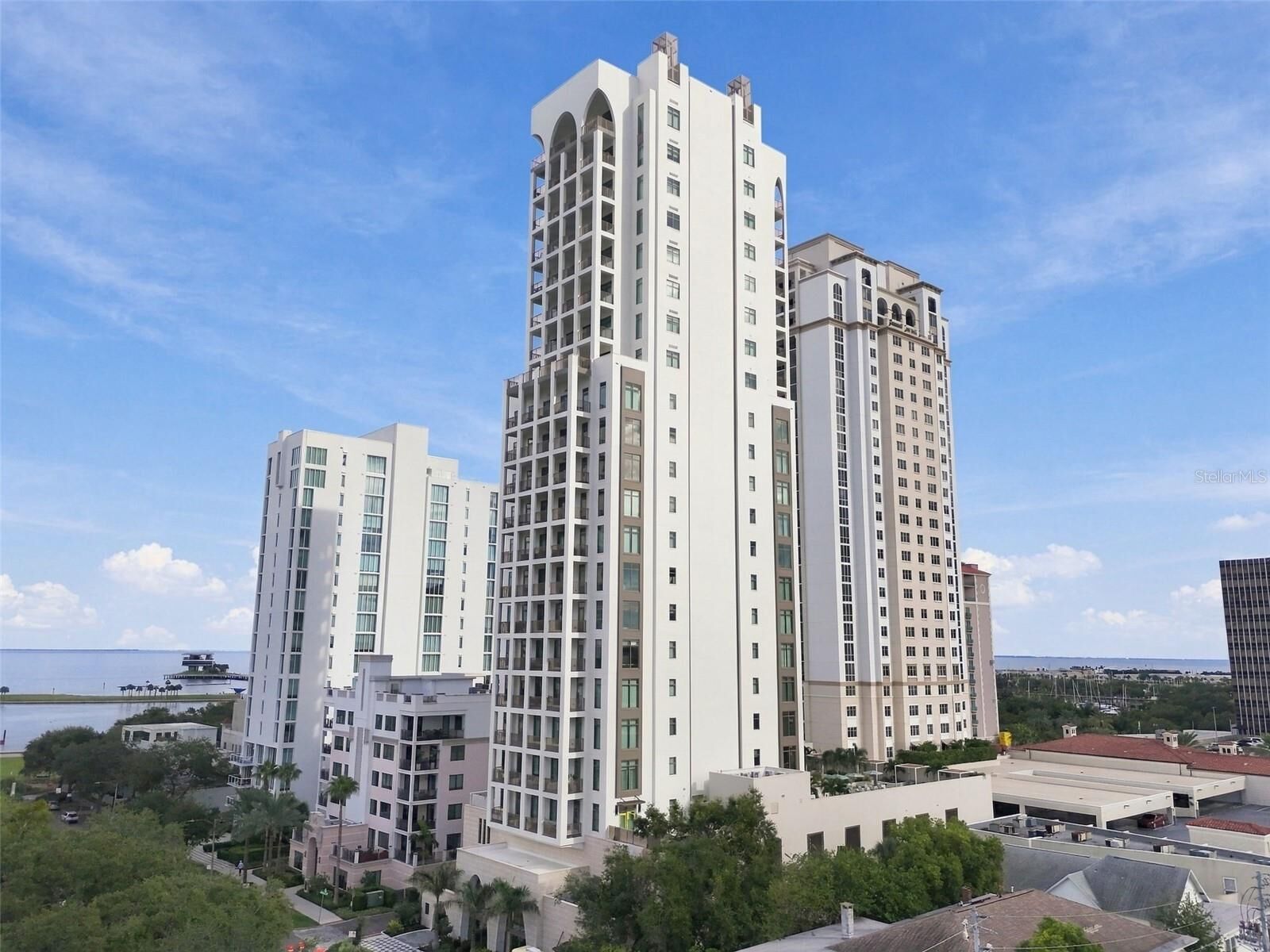 Property Photo:  126 4th Avenue NE 1202  FL 33701 