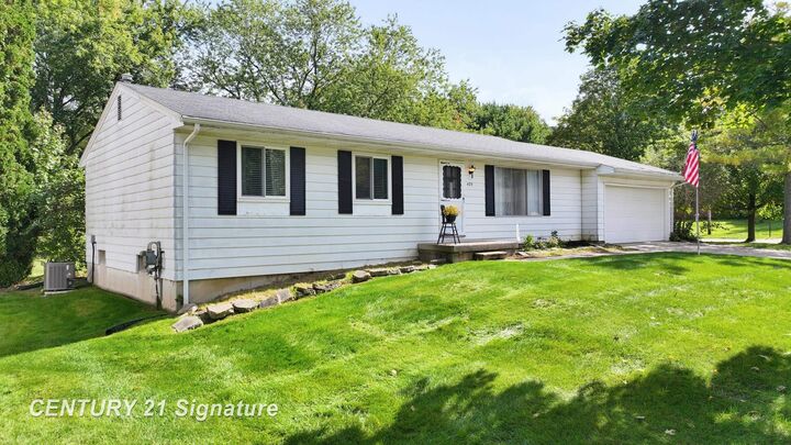 Property Photo:  429 Holland Road  MI 48433-2115 