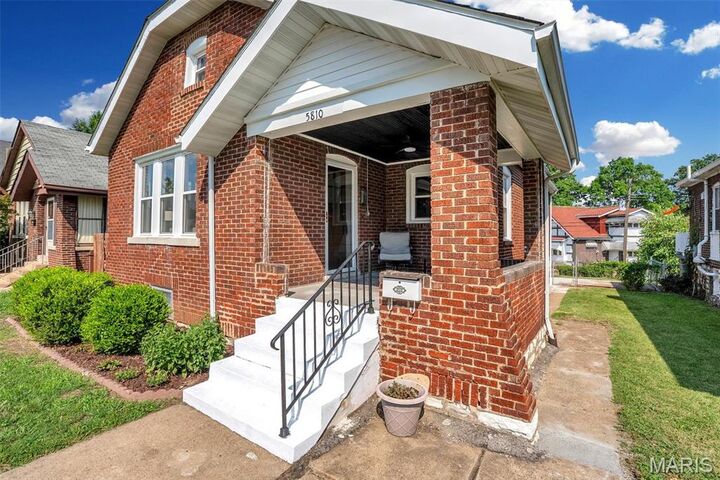 Property Photo: 5810 S Kingshighway Boulevard MO 63109