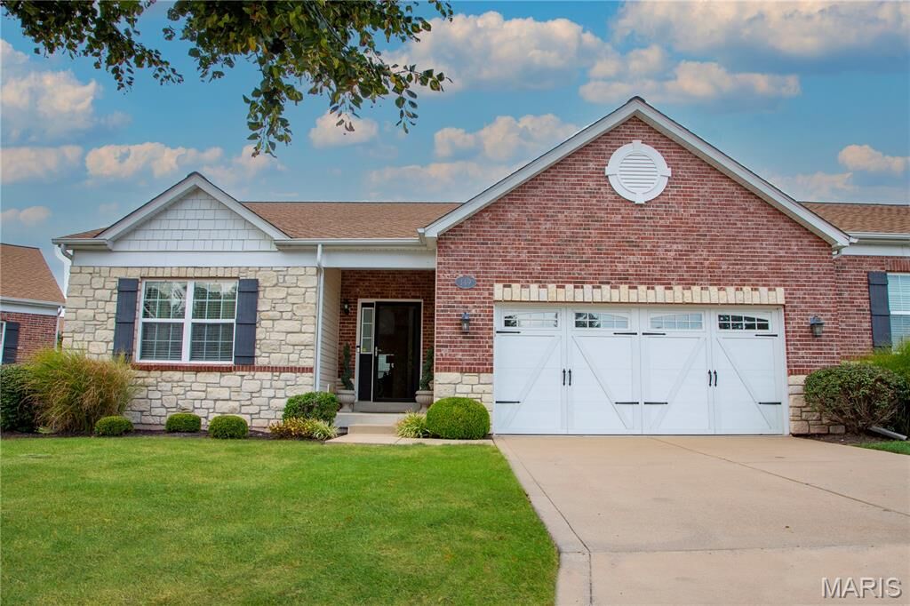 Property Photo:  149 Amiot Court  MO 63146 