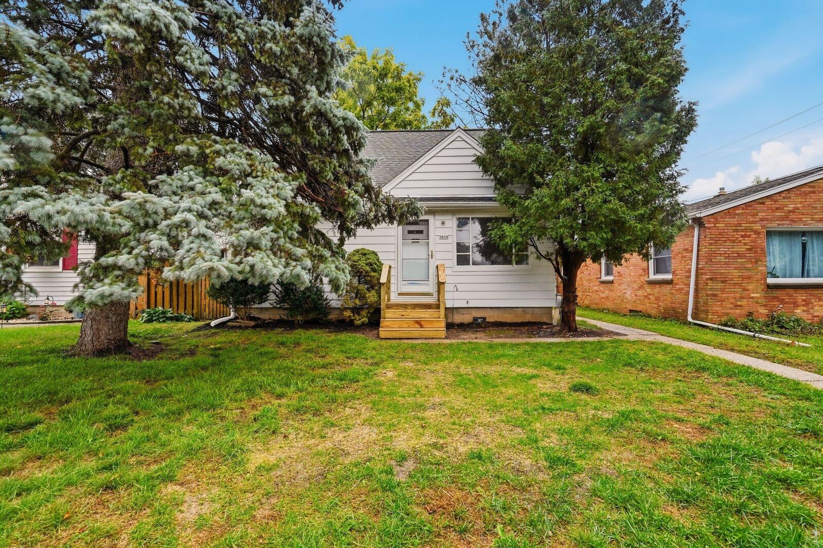 Property Photo: 3850 S 53rd St WI 53220