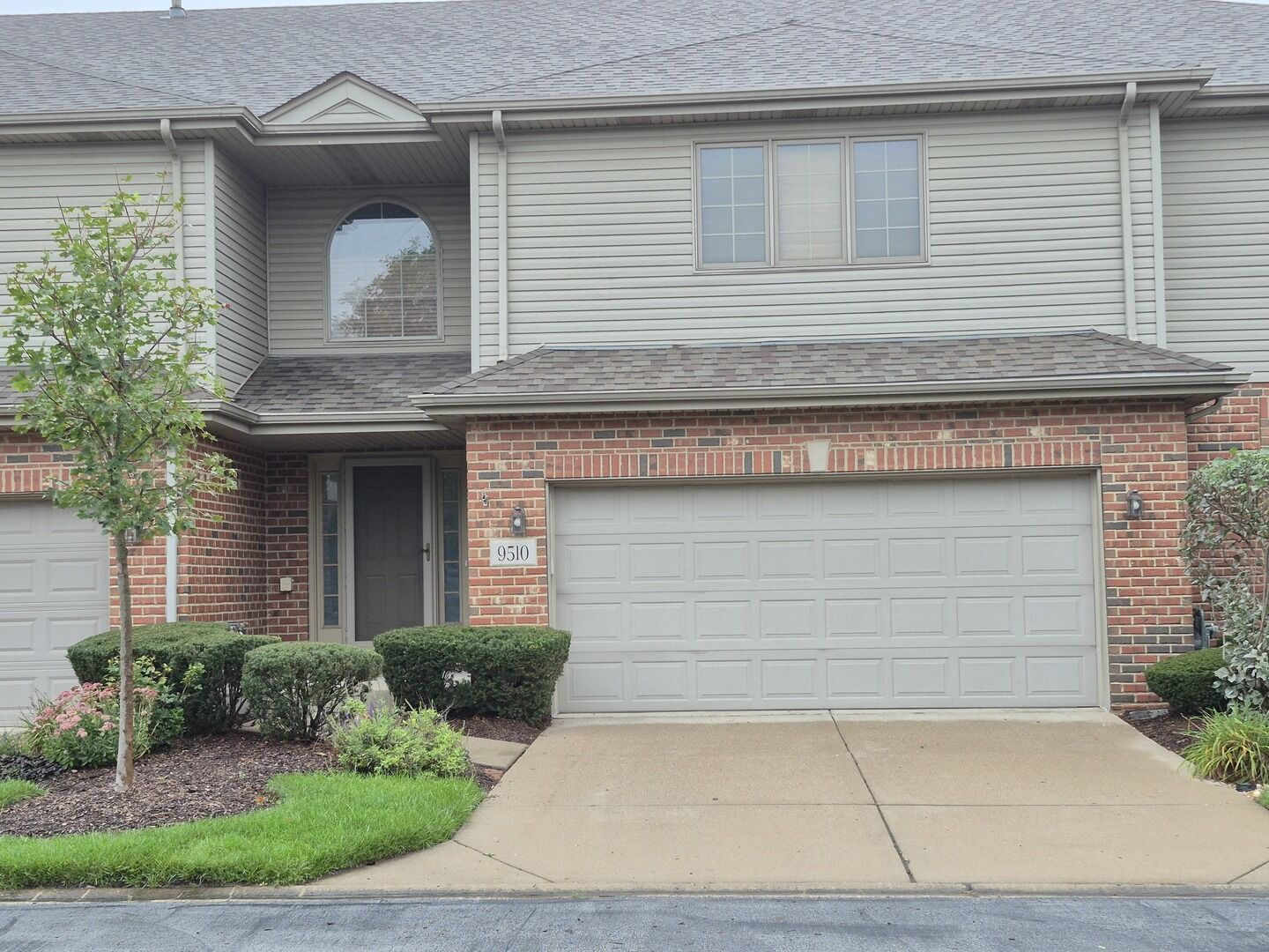 Property Photo:  9510 Perth Circle  IL 60487 