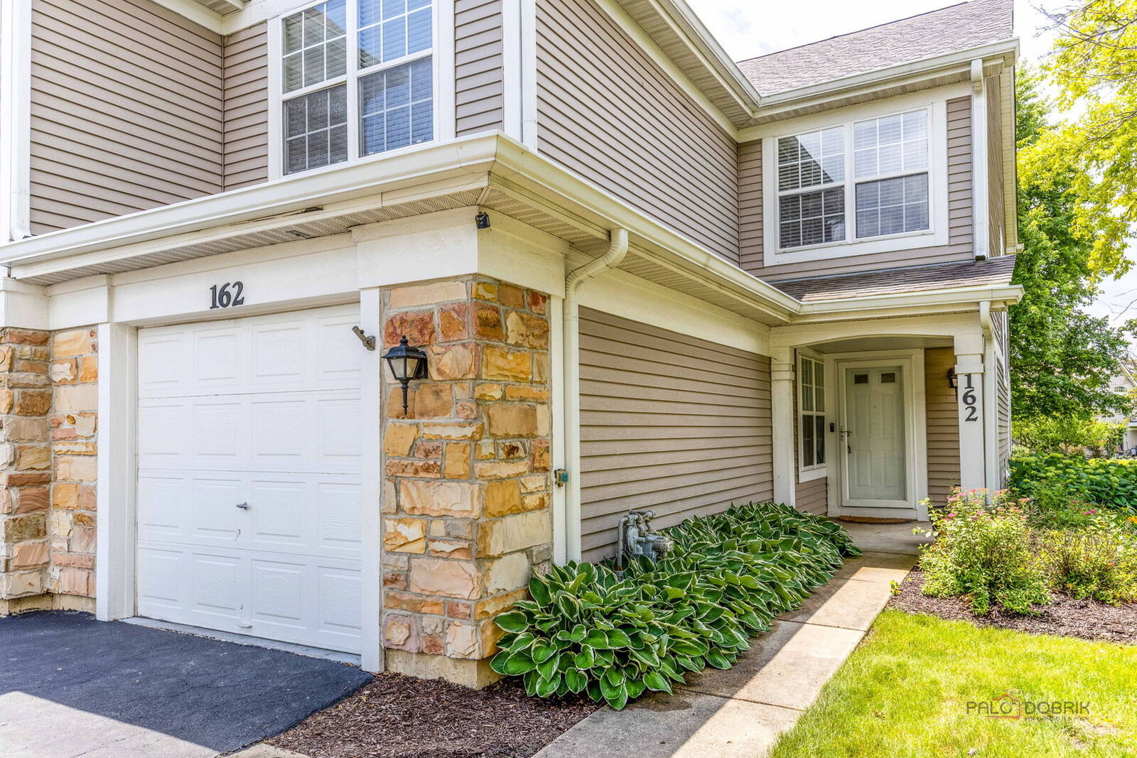 Property Photo:  162 Fairfield Lane 162  IL 60188 