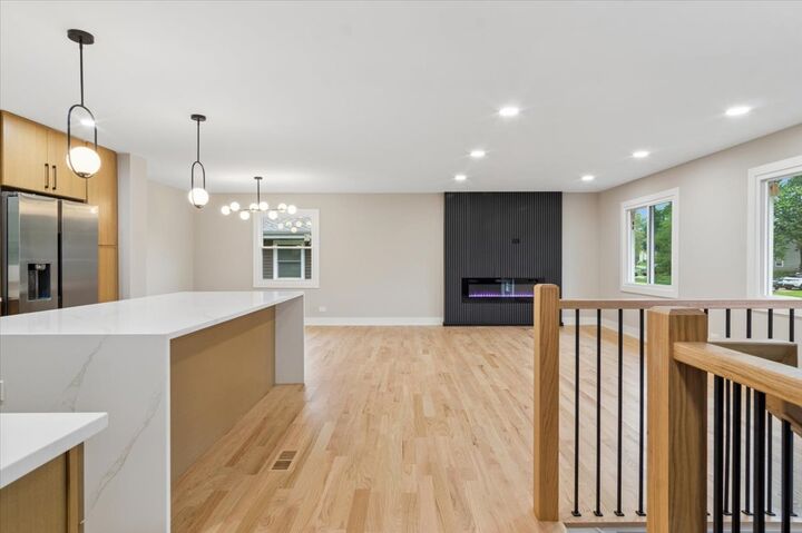 Property Photo:  1075 Lancaster Court  IL 60169 