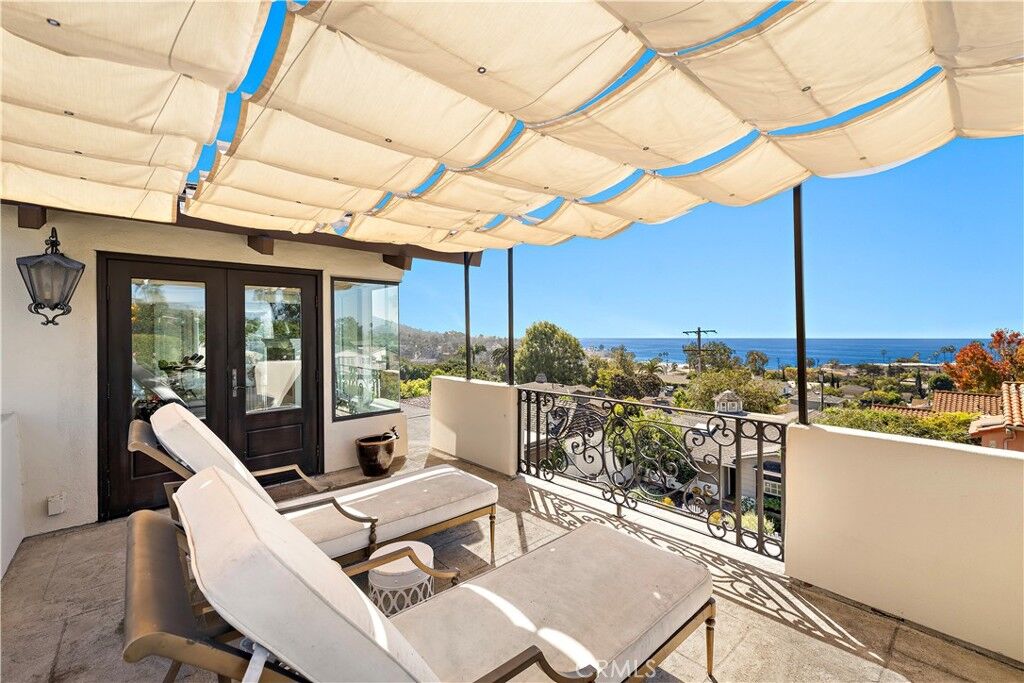 Property Photo:  230 High  CA 92651 