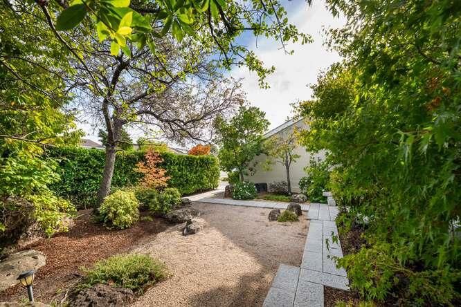 Property Photo:  619 Marlin Court  CA 94065 