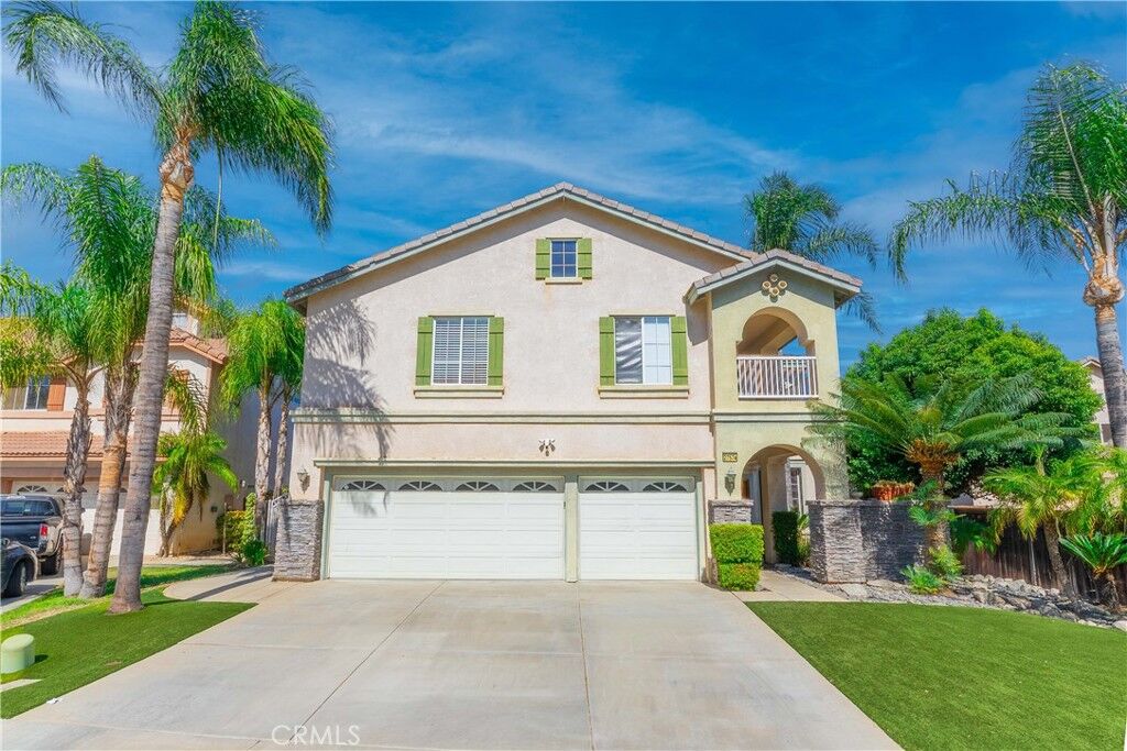 Property Photo:  27574 Corte Del Sol  CA 92555 
