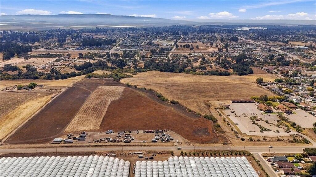 Property Photo:  0 South Thompson Avenue  CA 93444 