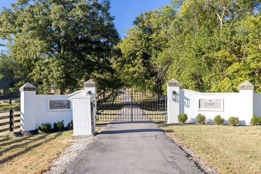 Property Photo:  1395 Roy Sellers Rd  TN 38401 