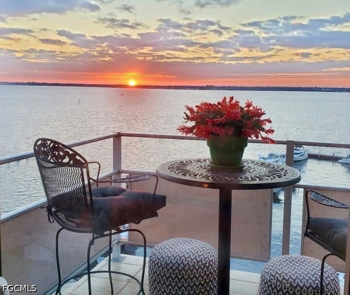 Property Photo:  2350 W 1st Street 801  FL 33901 