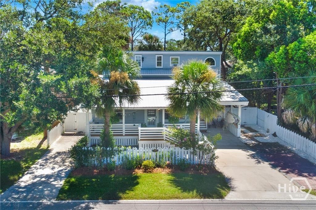 Property Photo: 708 Jones Avenue GA 31328