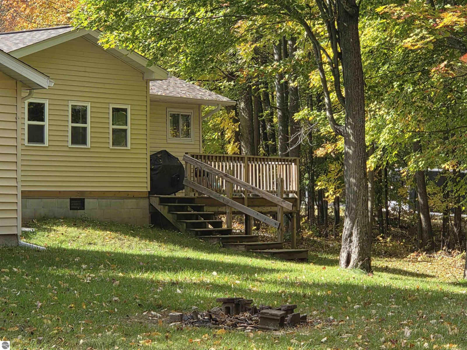 Property Photo: 4885 Lewis MI 48635