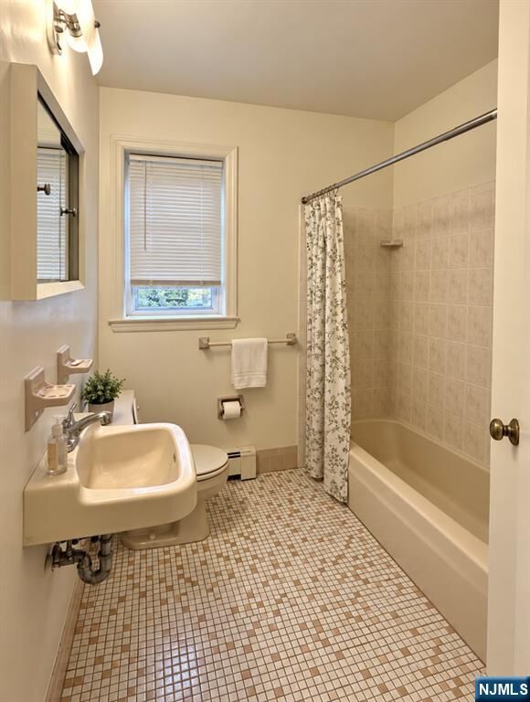 Property Photo:  565 Grove Street B-9  NJ 07013 