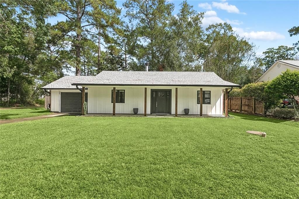 Property Photo:  283 Deval Drive  LA 70471 