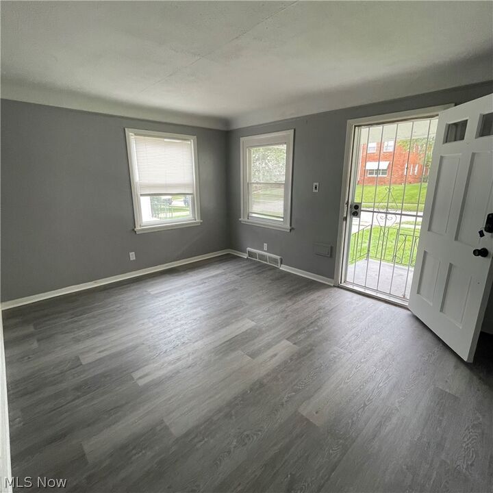 Property Photo:  5026 E 86th Street  OH 44125 