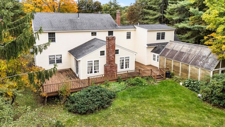 Property Photo: 292 South Pleasant Street NH 03257