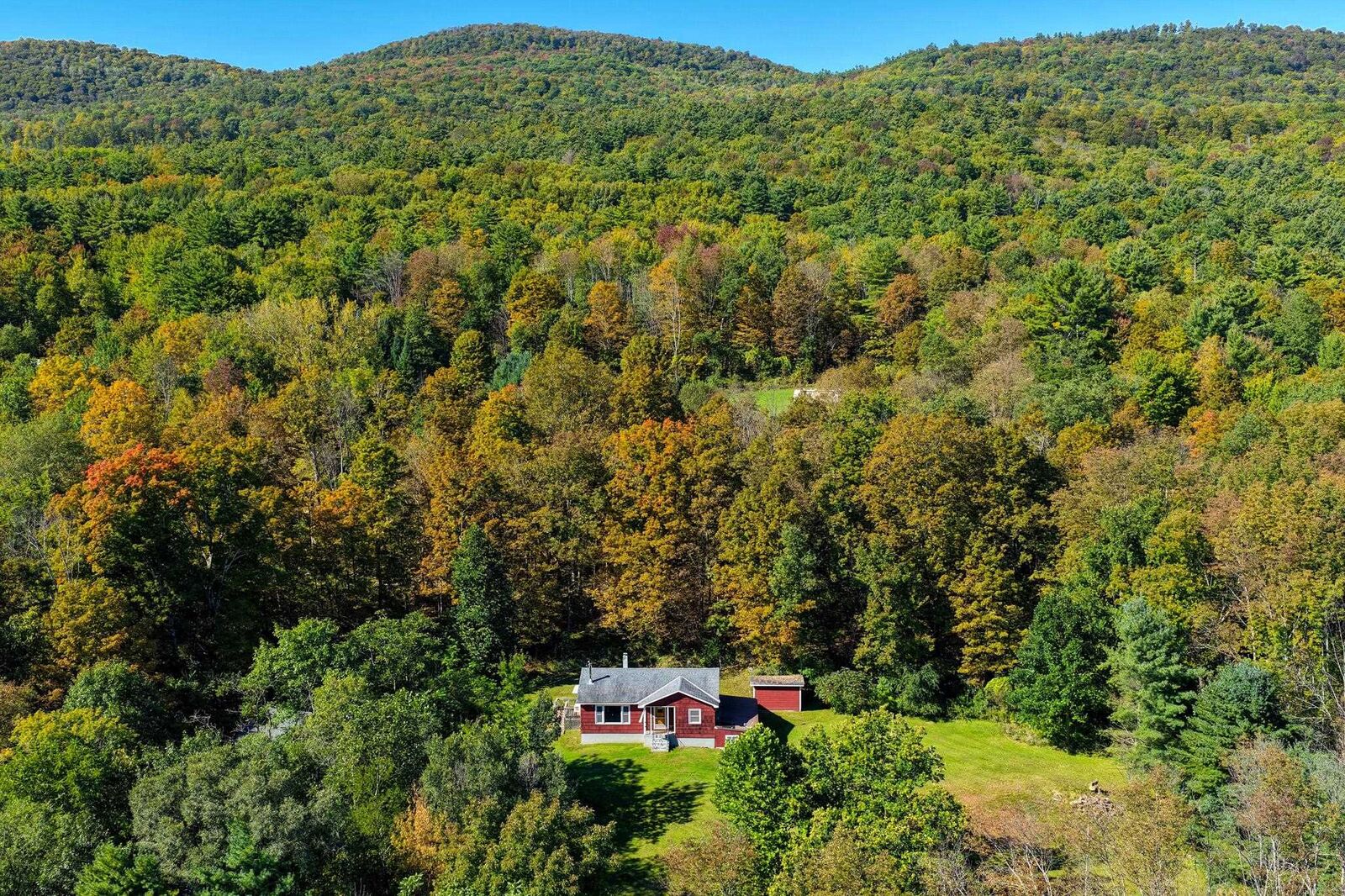 Property Photo:  3707 Whipple Hollow Road  VT 05744 
