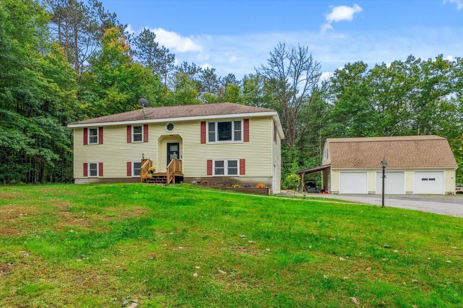 Property Photo: 7 Westminster Drive NH 03447
