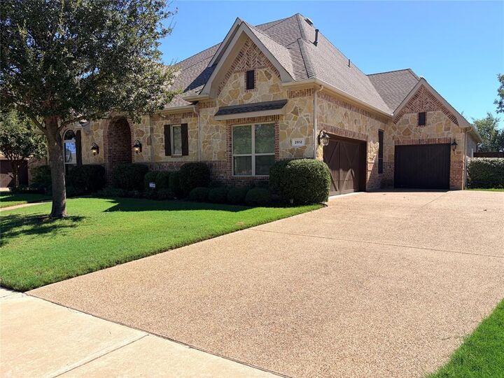 Property Photo:  2812 Marrickville Drive  TX 76262 