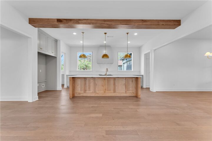 Property Photo:  720 N Gregg Avenue  AR 72701 
