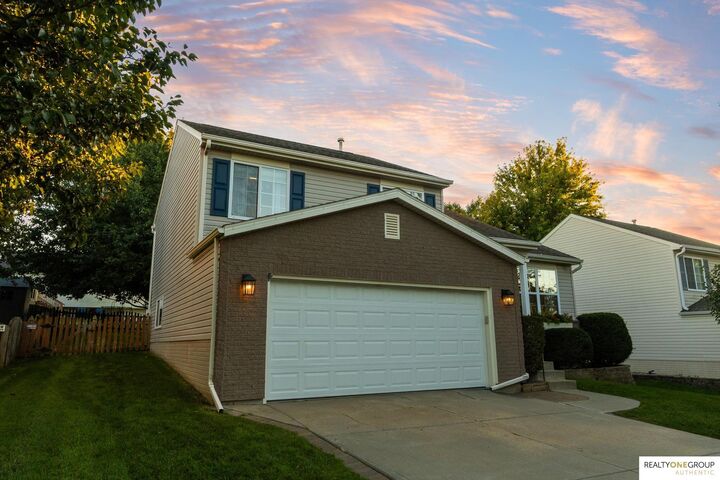 Property Photo: 15821 Cottonwood Avenue NE 68136