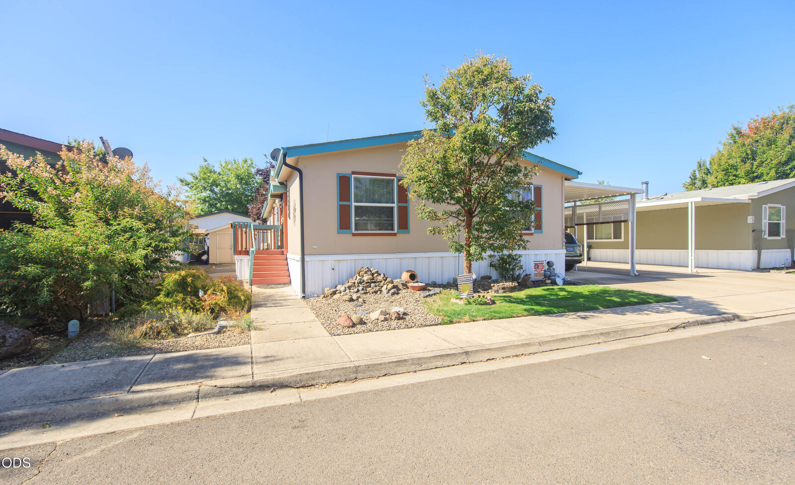 Property Photo: 10 E South Stage Road Spc 505 OR 97501