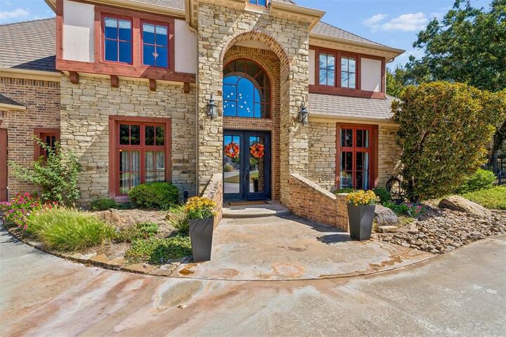 Property Photo: 11524 Waters Welling Way OK 73013