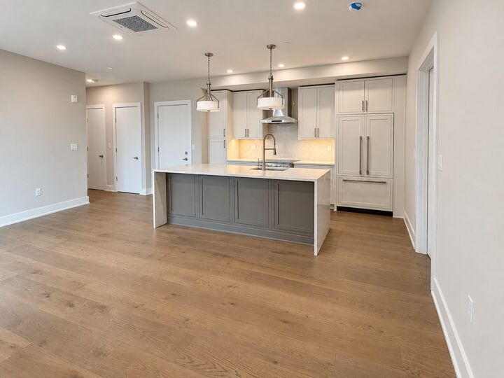 Property Photo:  804 East 7th Street 302  MA 02127 