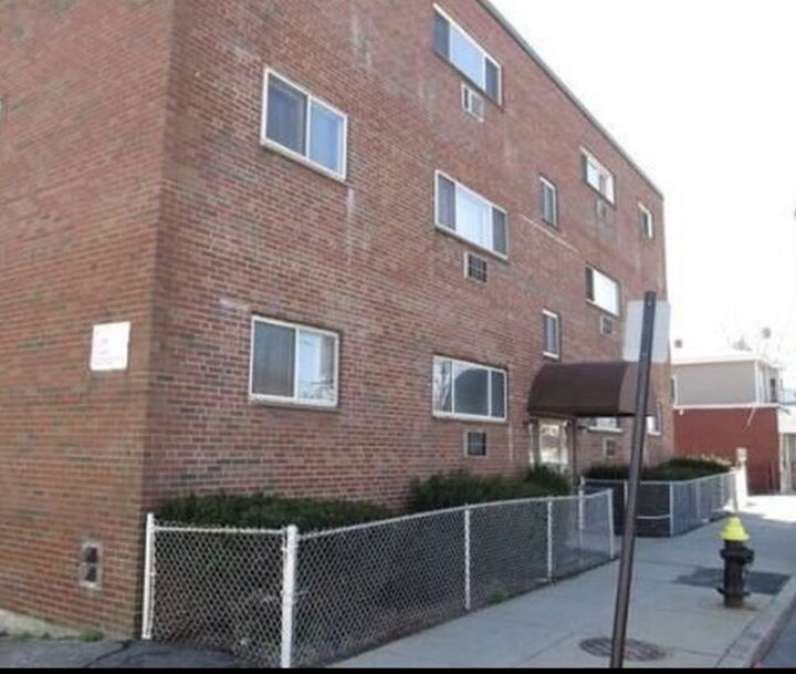 Property Photo: 624 Hyde Park Ave C3 MA 02131