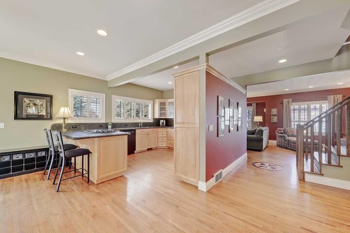 Property Photo:  446 Killarney Glen Court SW  AB T3E 7H4 