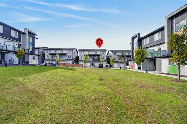 Property Photo:  235 Redstone Walk NE 204  AB T3N 1M6 