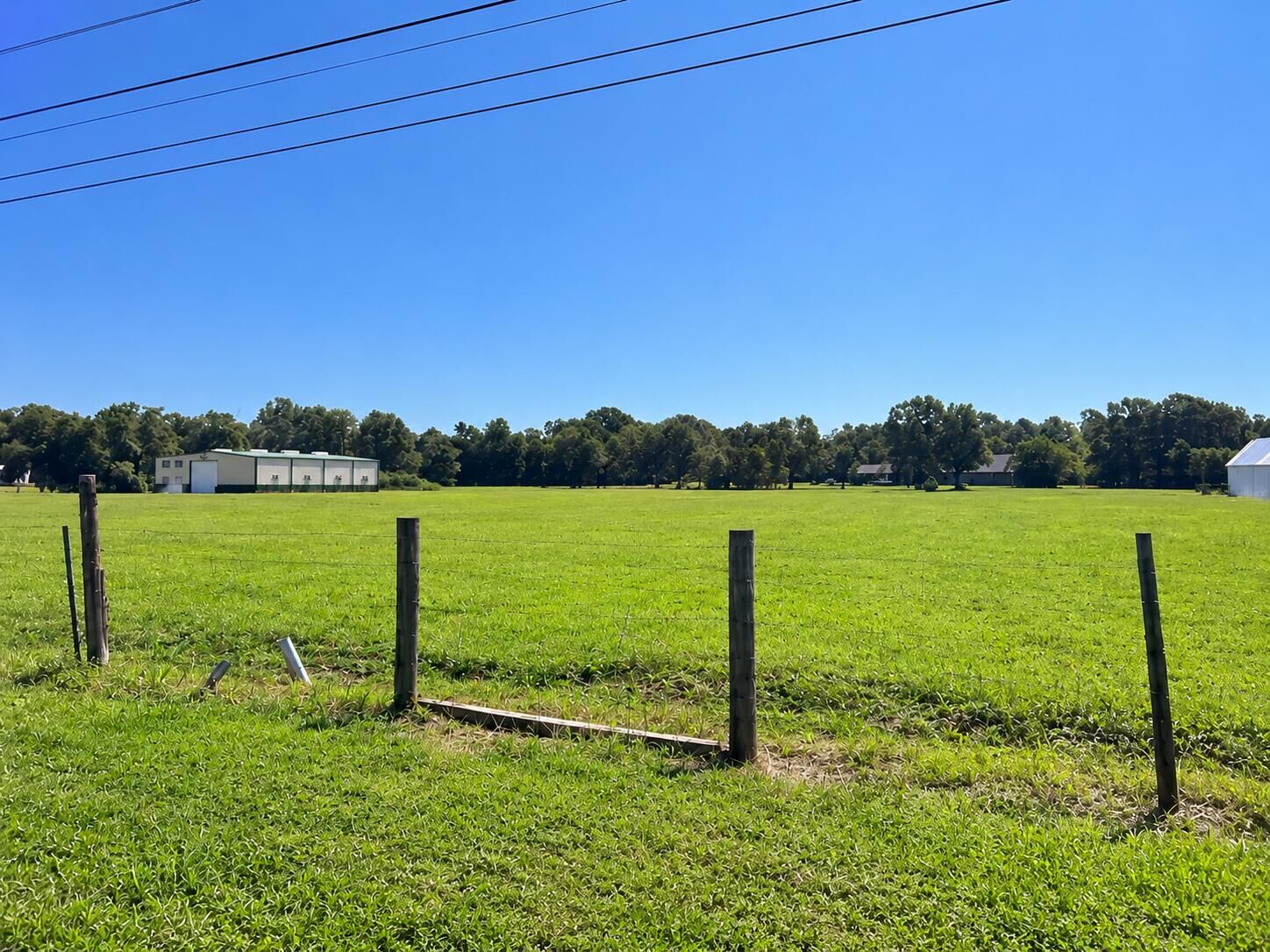 Property Photo: La-27 LA 70634